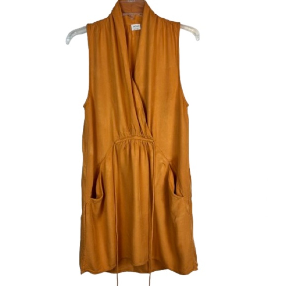 Wilfred Sleeveless Mini Dress in Mustard Gold